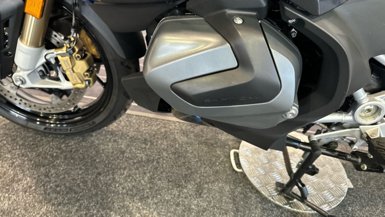 BMW R1250 RT LE 